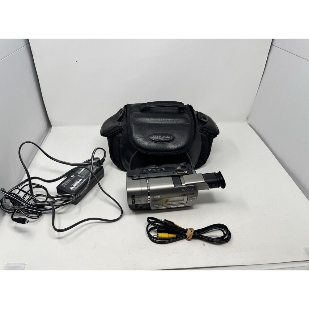 Sony Handycam CCD-TR517 Video 8mm Camcorder Battery Charger Adapter Tested